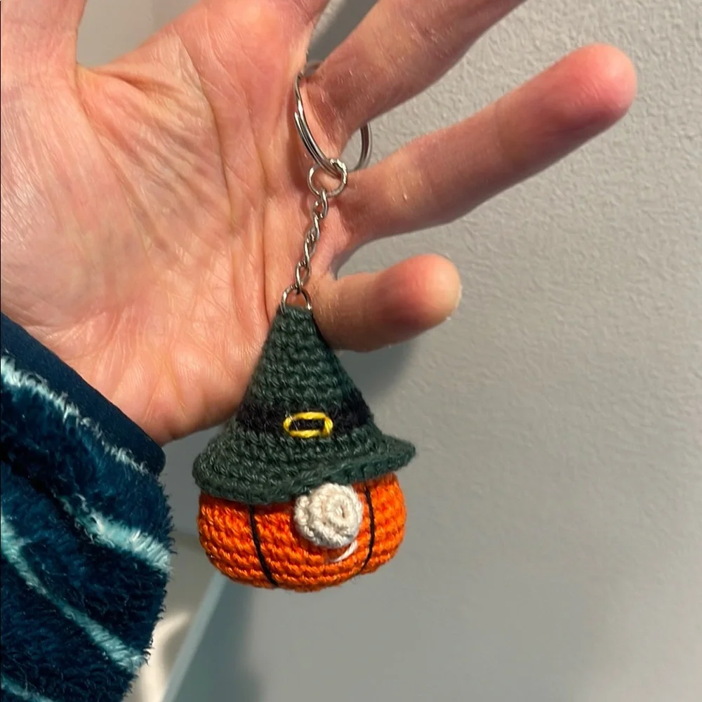 Handcrafted Pumpkin Gnome Keychain Accessory - Fall Halloween Thanksgiving - Picture 16 of 16